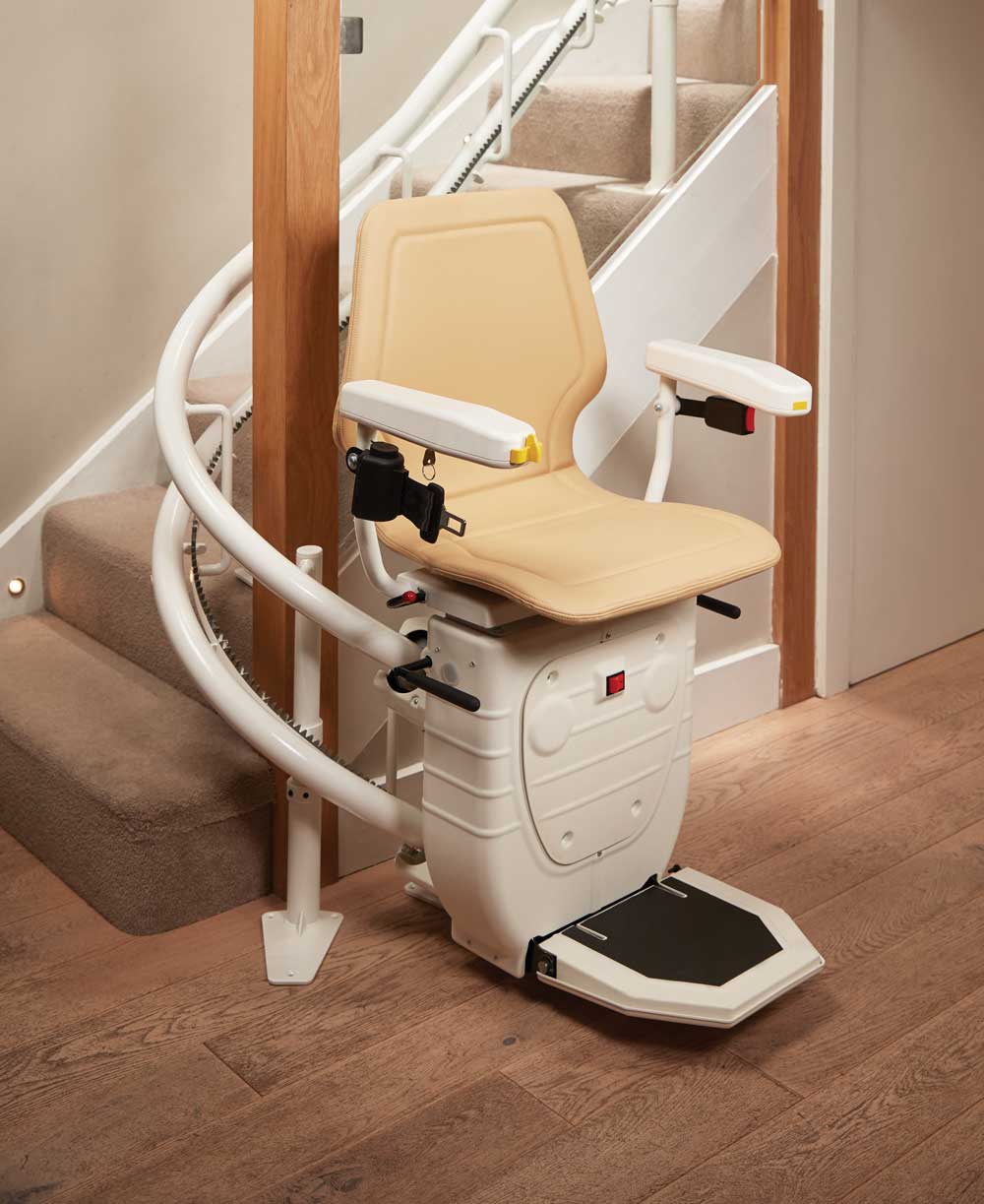 bespoke-stairlifts-infinity-curved-08-web-tab
