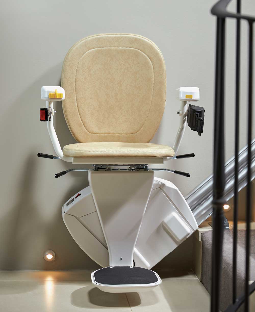 bespoke-stairlifts-synergy-straight-profile-01-product-web-tab